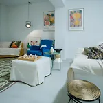 Kazarnehouse